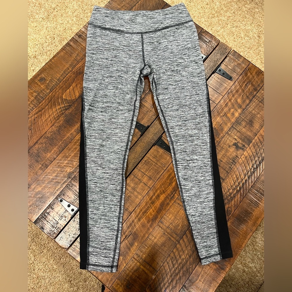 Eddie Bauer leggings